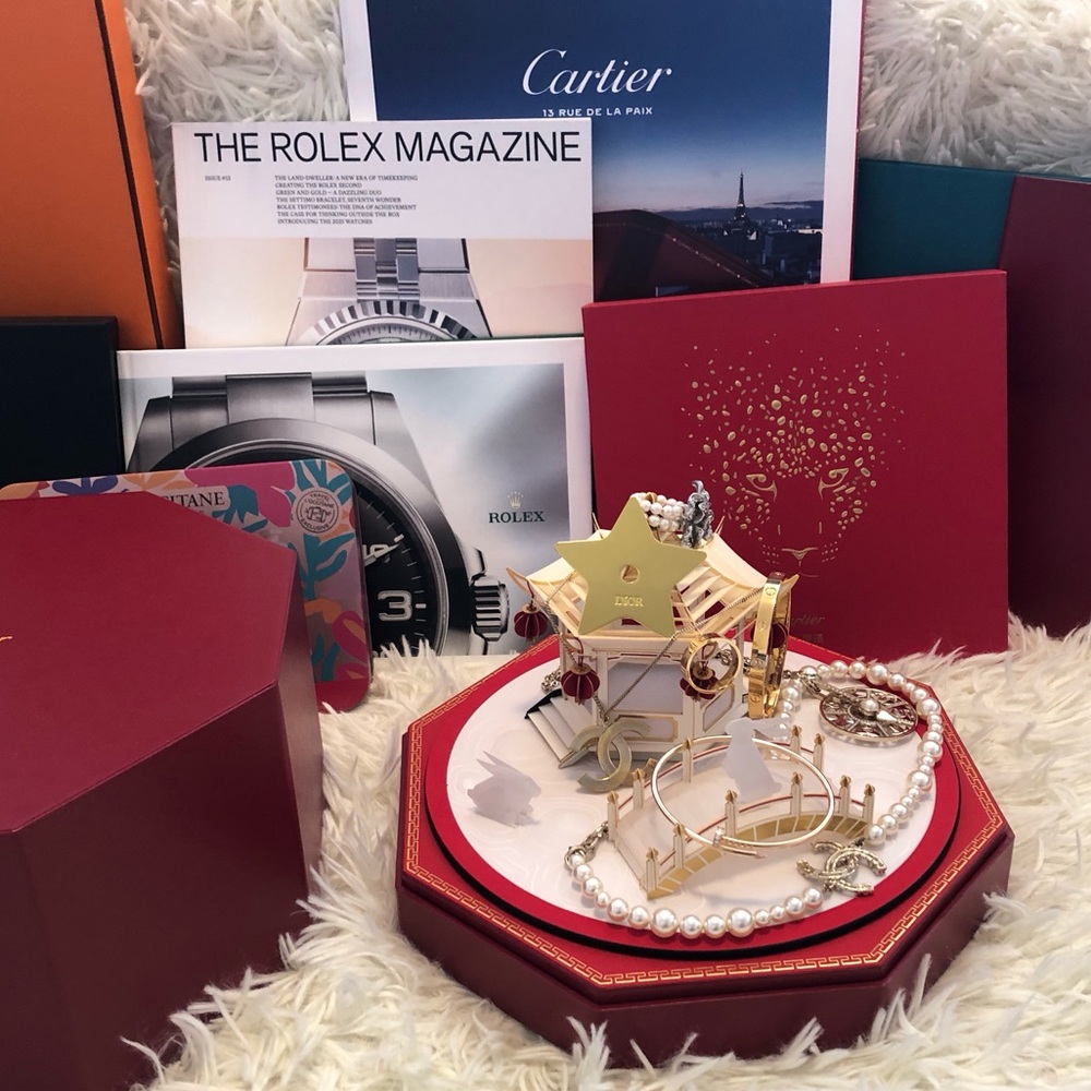 Cartier Rabbit Lantern (Free item in last Picture)